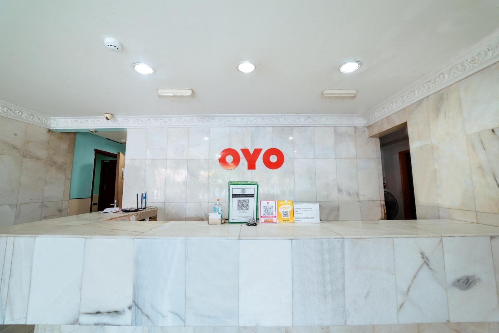 Oyo 90208 Milion Inn Miri Exterior foto