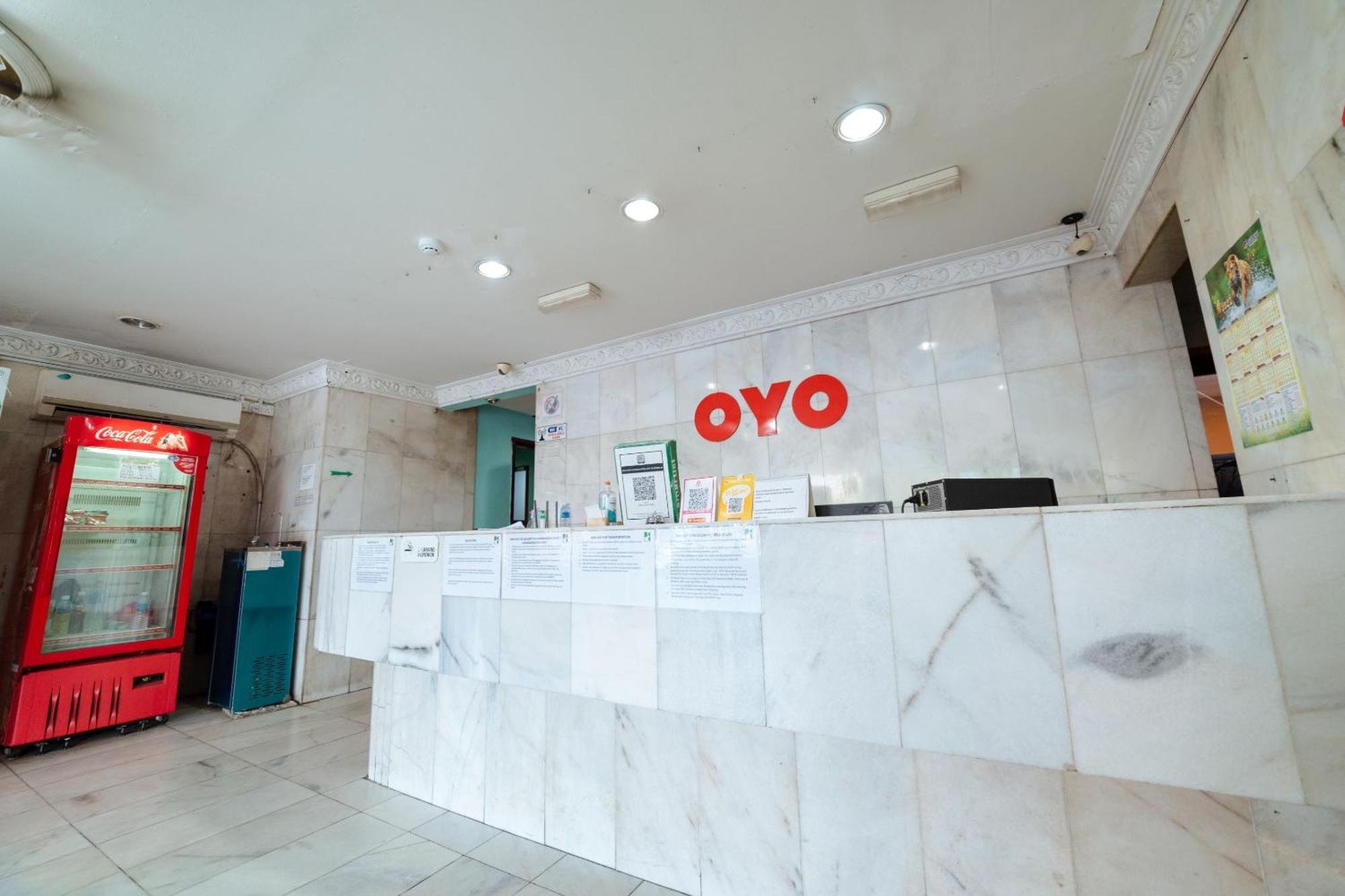 Oyo 90208 Milion Inn Miri Exterior foto