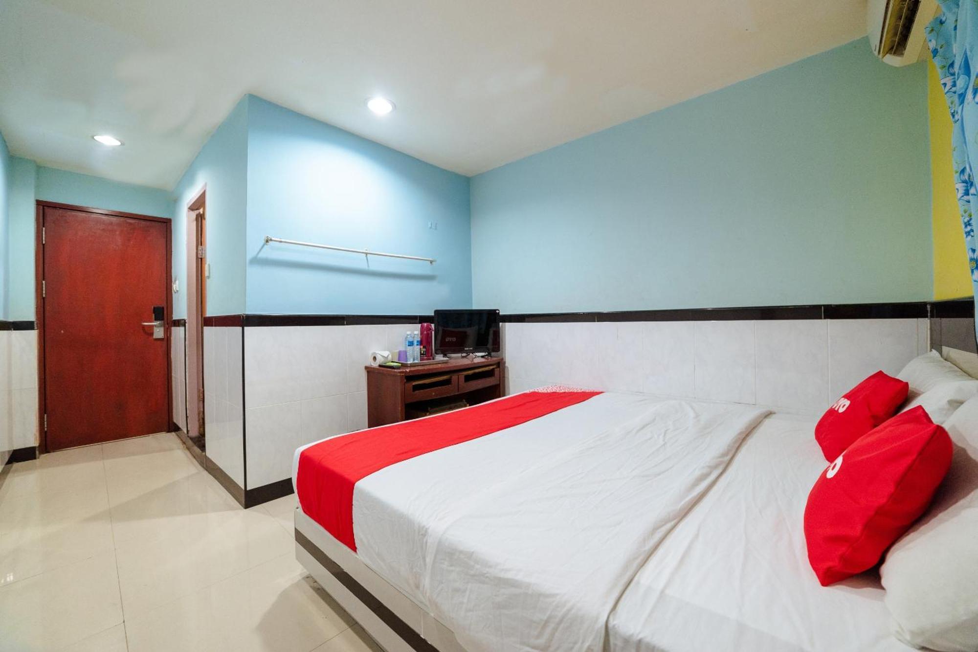 Oyo 90208 Milion Inn Miri Exterior foto