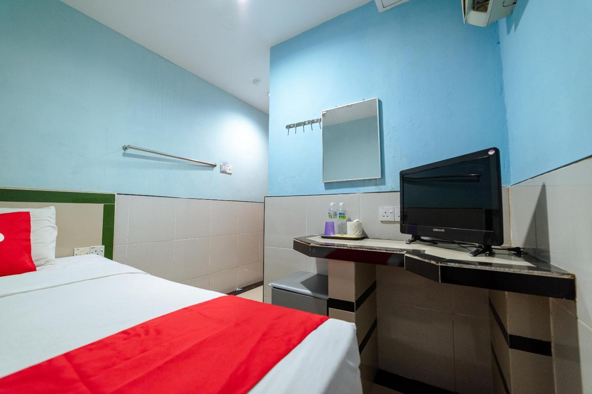 Oyo 90208 Milion Inn Miri Exterior foto