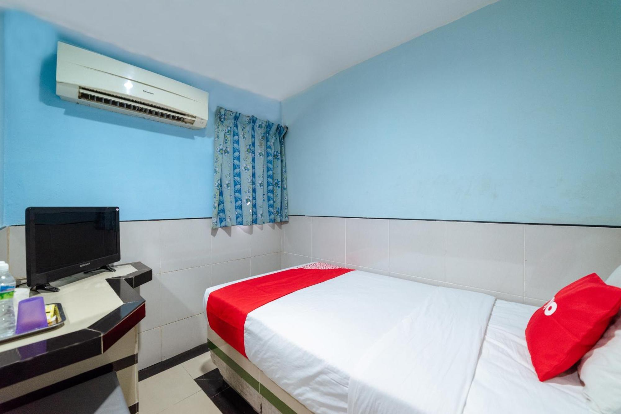 Oyo 90208 Milion Inn Miri Exterior foto